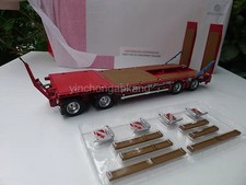 AT COLLECTIONS  1/32