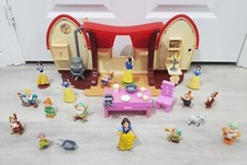 SNOW WHITE & THE SEVEN DWARFS COTTAGE BUNDLE / PLAYSET - FIGURES & ACCESSORIES 