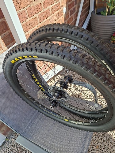 Hope pro2 mavic 319 maxxis - hope,