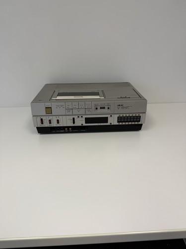 Akai video cassette recorder - akai,
