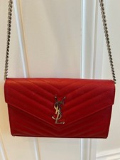 Yves Saint Laurent: Handbag Red 