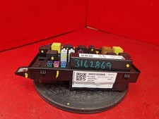 VAUXHALL ZAFIRA FUSE BOX 2011 