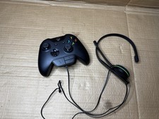 Xbox One Controller – Model 1537 Xbox One Chat Headset