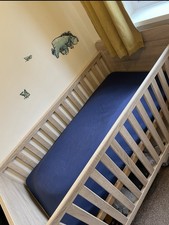 Cot/bed