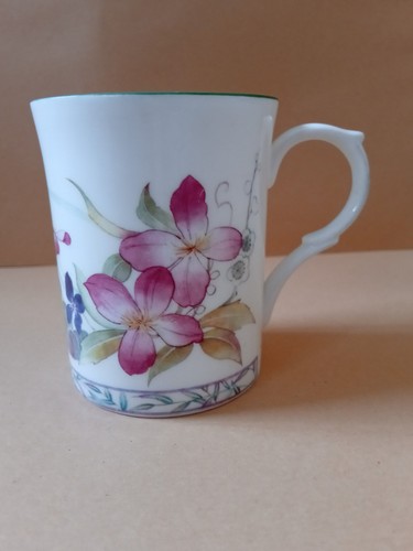 Kingsbury fine bone china mug - fine,