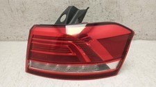 PASSAT DRIVERS TAIL LIGHT LAMP