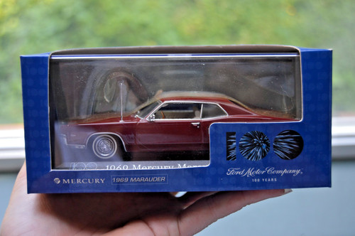 Minichamps scale ford - scale,