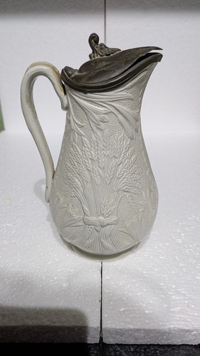 Antique pewter lidded - , salt