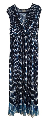 Wallis blue white abstract - blue/white,