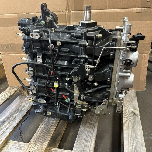 Evinrude etec 90hp engine - evinrude,