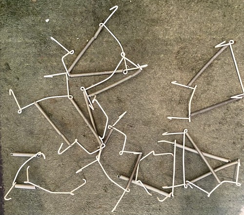 Wire wall plate - plate,