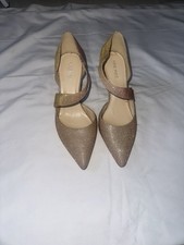 Nine West Gold Glitter Kitten