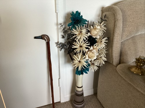 Vintage wooden hand - vintage, painted