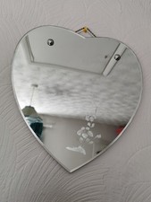 Vintage Heart Shaped Etched