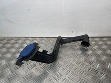 Mercedes-Benz C W205 2016 Windscreen fluid bottle filling pipe LIQ13684