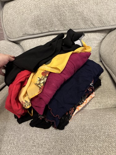 Resellers bundle clothes - resellers, of