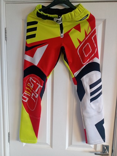 Mots trials top - trials,