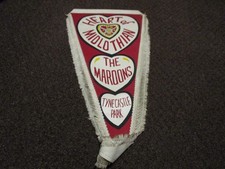 HEART OF MIDLOTHIAN - HEARTS  - THE MAROONS - 1980 PENNANT  coffer sports