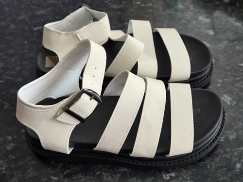 Gladiator chunky strap sandals - strap,