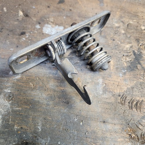 Upper hood latch cabriolet - hood,