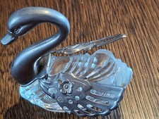 Small Swan trinket with moving