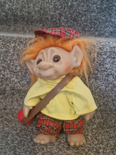 Vintage dam troll golfer - vintage,