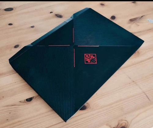 Omen 6in i5 - 15.6in, 8gb