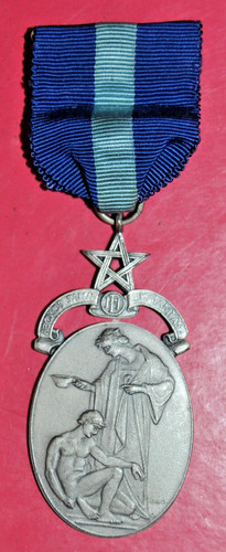 Royal masonic hospital jewel - royal,