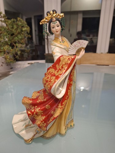 Danbury mint jade empress - jade, lena