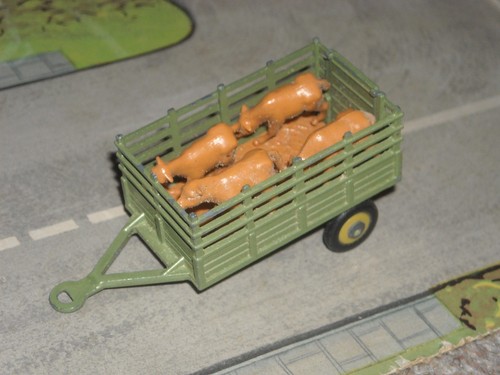 Vintage husky green farm - husky,