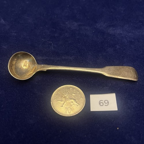 Victorian silver salt spoon - silver,