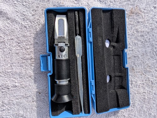 Refractometer