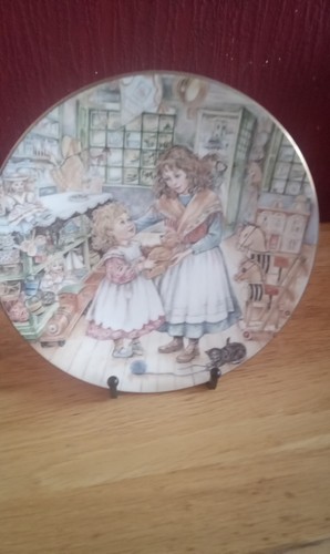 Royal worcester collectors - royal,