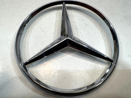 Mercedes genuine 190e 3 - mercedes,