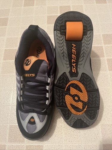 Y2k heelys mens size - heelys, 9