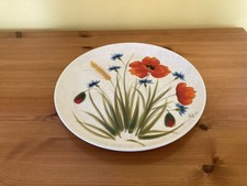 Beautiful hand decorated wall plate by Nuova Ceramica Vicenza VGC