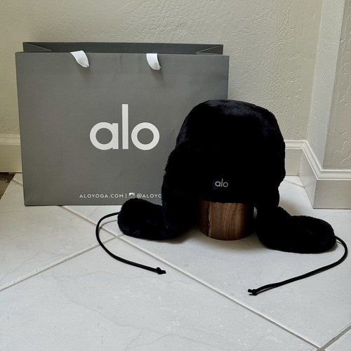 Alo faux fur yoga hat - &, bag