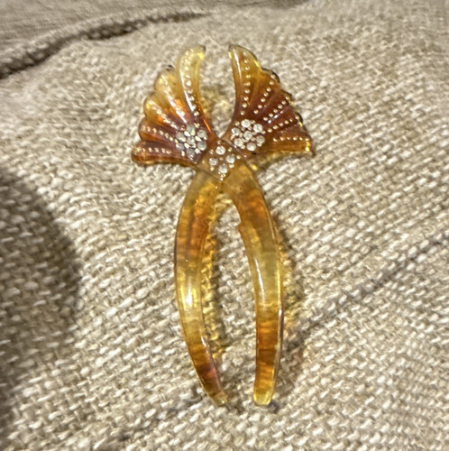 Art deco gold tone shell - art,