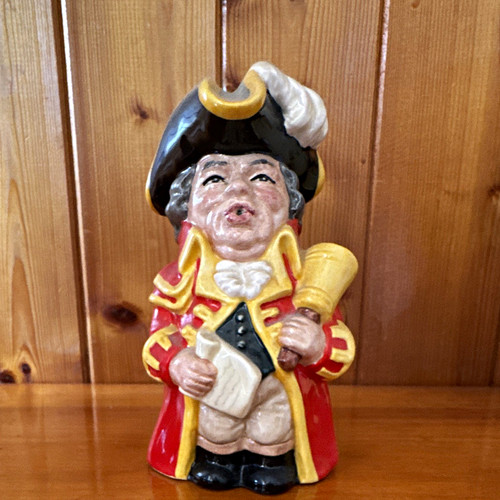 Royal doulton town crier - royal,