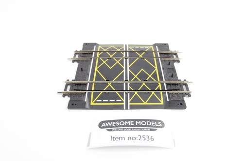 Hornby r635 double track level - hornby,
