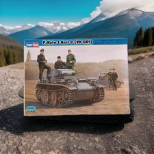 Hobby Boss 82431 WWII German Tank 1/35 Scale Model Kit