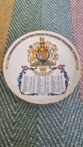 Commemorative queen elizabeth - commemorative,