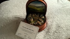 JANE HART MUSIC BOX DANBURY