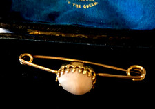Antique 9ct Gold Cowrie Shell Brooch Tie Pin Gift Boxed