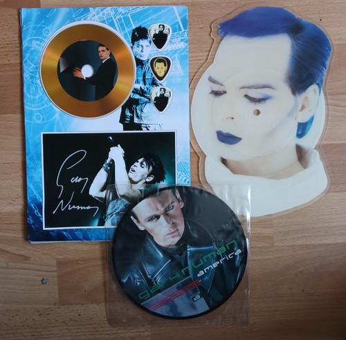 Gary numan signed display - signed,