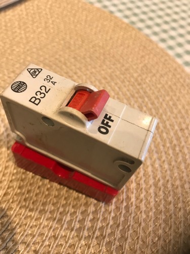 Wylex 32amp old type mcb - , with