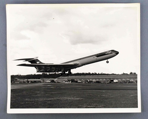 Boac vickers vc10 weybridge - boac,