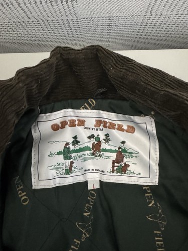 Open field country wear wax - open,