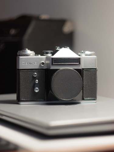 Zenit 35mm slr film camera - zenit,