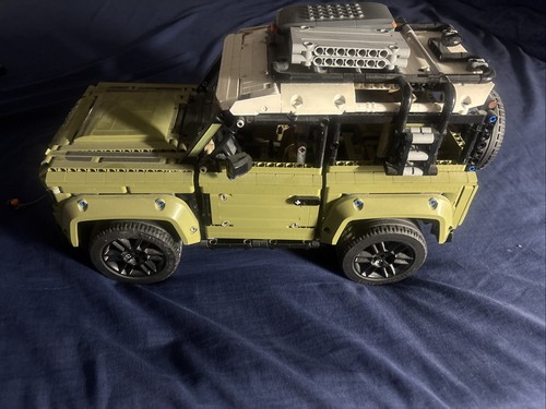 Lego technic land rover - land,